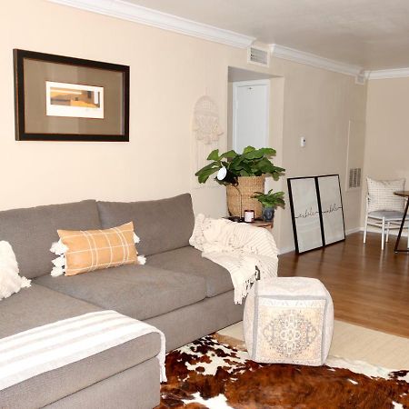 Chic Boho Cottage -Self Check In, Fully Furnished, & Free Parking 休斯敦 外观 照片