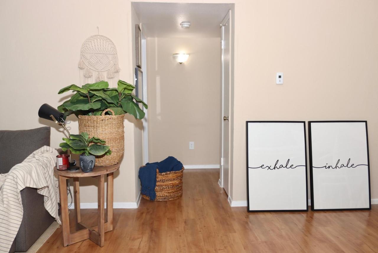 Chic Boho Cottage -Self Check In, Fully Furnished, & Free Parking 休斯敦 外观 照片